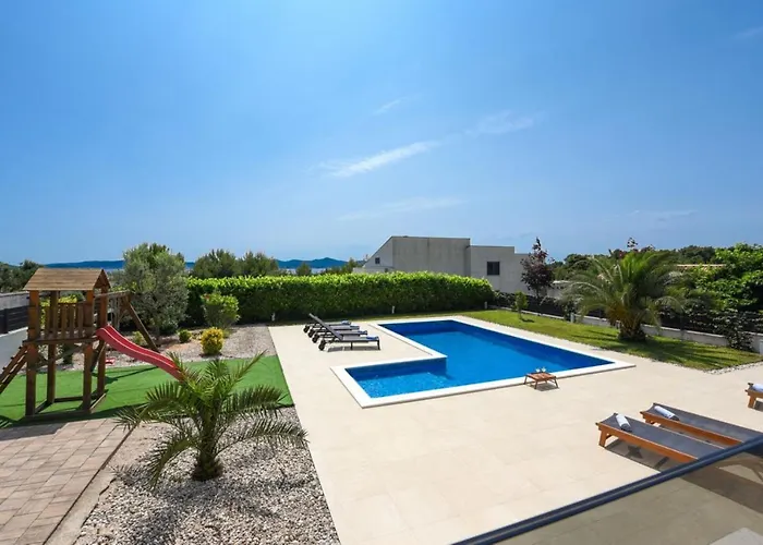 Sunlight Zadarvillas זאדאר